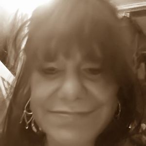 Meet your Posher, Cynthia